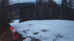 Skiareál Karolinka - Prostřední část sjezdovky a snowpark - 6.12.2025 v 15:15 Skiareál Karolinka - Prostřední část sjezdovky a snowpark - 6.12.2025 v 15:15