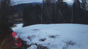 Skiareál Karolinka - Prostřední část sjezdovky a snowpark - 6.12.2025 v 15:20 Skiareál Karolinka - Prostřední část sjezdovky a snowpark - 6.12.2025 v 15:20