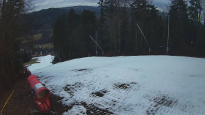 Skiareál Karolinka - Prostřední část sjezdovky a snowpark - 6.12.2025 v 16:05 Skiareál Karolinka - Prostřední část sjezdovky a snowpark - 6.12.2025 v 16:05