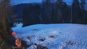 Skiareál Karolinka - Prostřední část sjezdovky a snowpark - 6.12.2025 v 16:20 Skiareál Karolinka - Prostřední část sjezdovky a snowpark - 6.12.2025 v 16:20