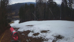 Prostřední část sjezdovky a snowpark