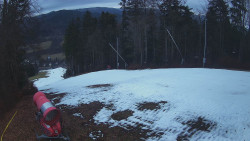 Prostřední část sjezdovky a snowpark