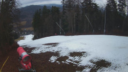 Prostřední část sjezdovky a snowpark