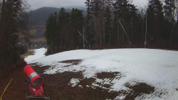 Prostřední část sjezdovky a snowpark