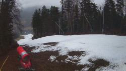 Prostřední část sjezdovky a snowpark