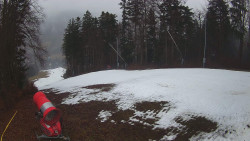 Prostřední část sjezdovky a snowpark