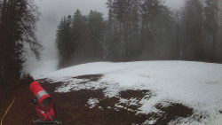 Prostřední část sjezdovky a snowpark