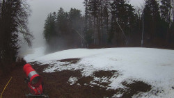 Prostřední část sjezdovky a snowpark