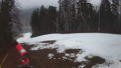 Prostřední část sjezdovky a snowpark