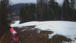 Prostřední část sjezdovky a snowpark