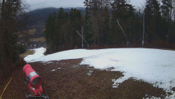 Prostřední část sjezdovky a snowpark