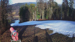 Prostřední část sjezdovky a snowpark