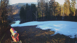 Prostřední část sjezdovky a snowpark