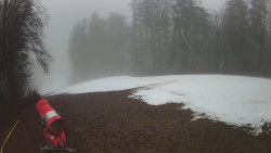 Prostřední část sjezdovky a snowpark