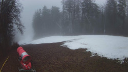 Prostřední část sjezdovky a snowpark