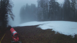 Prostřední část sjezdovky a snowpark