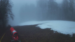 Prostřední část sjezdovky a snowpark