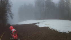 Prostřední část sjezdovky a snowpark