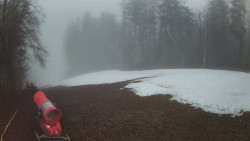 Prostřední část sjezdovky a snowpark