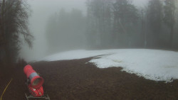 Prostřední část sjezdovky a snowpark