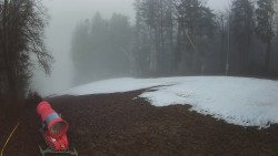 Prostřední část sjezdovky a snowpark