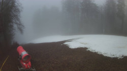 Prostřední část sjezdovky a snowpark