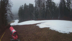 Prostřední část sjezdovky a snowpark