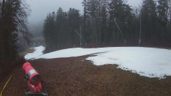 Prostřední část sjezdovky a snowpark