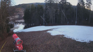 Skiareál Karolinka - Prostřední část sjezdovky a snowpark - 13.12.2025 v 07:05 Skiareál Karolinka - Prostřední část sjezdovky a snowpark - 13.12.2025 v 07:05