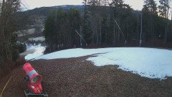 Prostřední část sjezdovky a snowpark