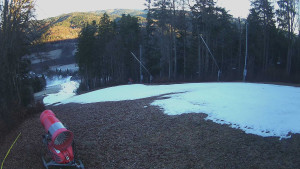 Skiareál Karolinka - Prostřední část sjezdovky a snowpark - 13.12.2025 v 08:20 Skiareál Karolinka - Prostřední část sjezdovky a snowpark - 13.12.2025 v 08:20