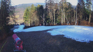 Skiareál Karolinka - Prostřední část sjezdovky a snowpark - 13.12.2025 v 11:02 Skiareál Karolinka - Prostřední část sjezdovky a snowpark - 13.12.2025 v 11:02