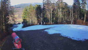Skiareál Karolinka - Prostřední část sjezdovky a snowpark - 13.12.2025 v 11:15 Skiareál Karolinka - Prostřední část sjezdovky a snowpark - 13.12.2025 v 11:15