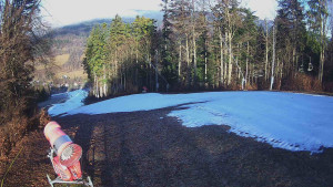 Skiareál Karolinka - Prostřední část sjezdovky a snowpark - 13.12.2025 v 11:45 Skiareál Karolinka - Prostřední část sjezdovky a snowpark - 13.12.2025 v 11:45