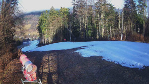 Skiareál Karolinka - Prostřední část sjezdovky a snowpark - 13.12.2025 v 11:50 Skiareál Karolinka - Prostřední část sjezdovky a snowpark - 13.12.2025 v 11:50