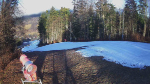 Skiareál Karolinka - Prostřední část sjezdovky a snowpark - 13.12.2025 v 12:02 Skiareál Karolinka - Prostřední část sjezdovky a snowpark - 13.12.2025 v 12:02