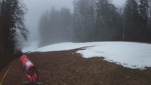 Skiareál Karolinka - Prostřední část sjezdovky a snowpark - 13.12.2025 v 13:10 Skiareál Karolinka - Prostřední část sjezdovky a snowpark - 13.12.2025 v 13:10