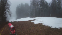 Prostřední část sjezdovky a snowpark