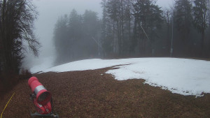 Skiareál Karolinka - Prostřední část sjezdovky a snowpark - 13.12.2025 v 13:25 Skiareál Karolinka - Prostřední část sjezdovky a snowpark - 13.12.2025 v 13:25