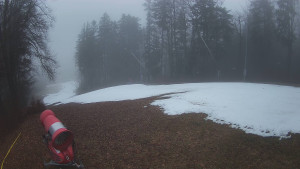 Skiareál Karolinka - Prostřední část sjezdovky a snowpark - 13.12.2025 v 14:15 Skiareál Karolinka - Prostřední část sjezdovky a snowpark - 13.12.2025 v 14:15