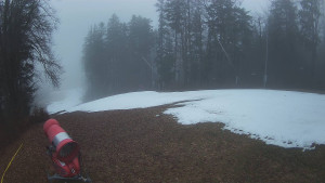 Skiareál Karolinka - Prostřední část sjezdovky a snowpark - 13.12.2025 v 14:25 Skiareál Karolinka - Prostřední část sjezdovky a snowpark - 13.12.2025 v 14:25
