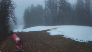 Skiareál Karolinka - Prostřední část sjezdovky a snowpark - 13.12.2025 v 14:35 Skiareál Karolinka - Prostřední část sjezdovky a snowpark - 13.12.2025 v 14:35