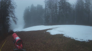 Skiareál Karolinka - Prostřední část sjezdovky a snowpark - 13.12.2025 v 14:50 Skiareál Karolinka - Prostřední část sjezdovky a snowpark - 13.12.2025 v 14:50