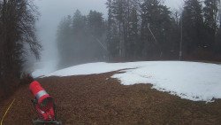 Prostřední část sjezdovky a snowpark