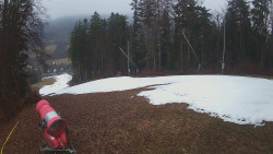 Prostřední část sjezdovky a snowpark
