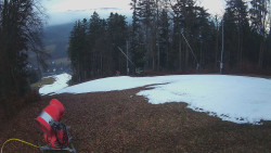 Prostřední část sjezdovky a snowpark
