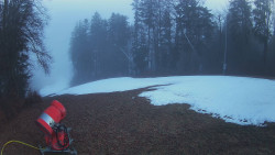 Prostřední část sjezdovky a snowpark