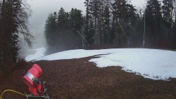 Prostřední část sjezdovky a snowpark