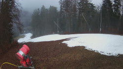 Prostřední část sjezdovky a snowpark