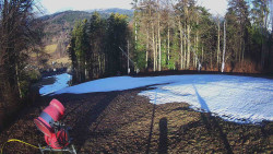 Prostřední část sjezdovky a snowpark